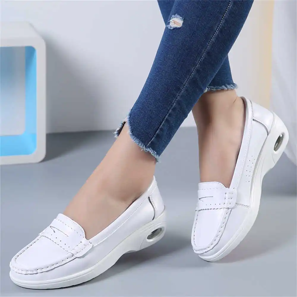 Thick Sole Slipon White Traine - Women Formal Wear Footwear incelemesi ve fiyatı